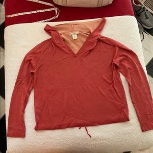 Tommy Bahama lightweight summer sweater w/ hood